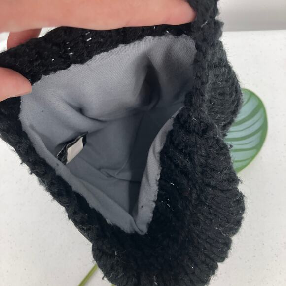 Under Armour Black Gray Metal Logo Knit Lined Pull On Stretch Winter Beanie Hat - Picture 4 of 8